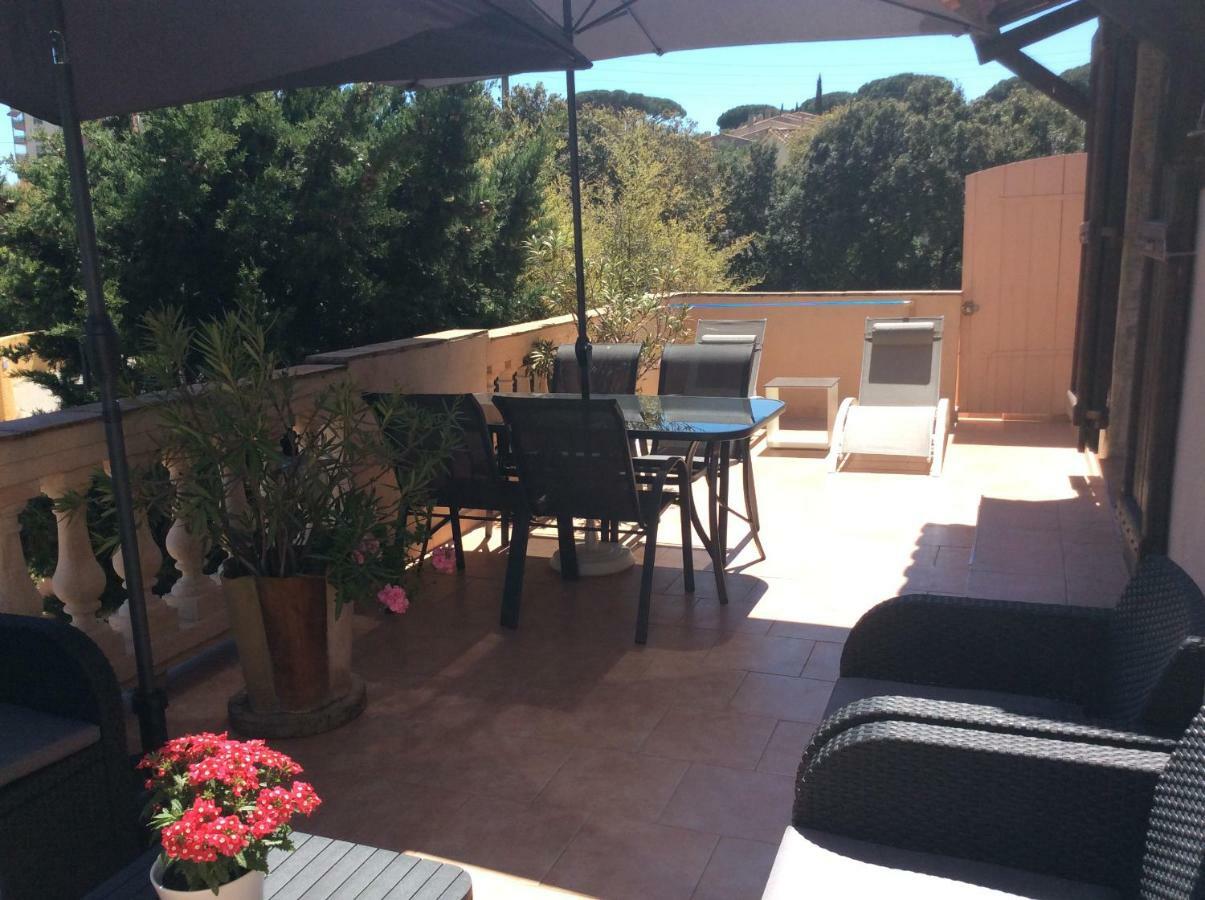 Apartmán 89 Le Grand Pin Sainte-Maxime Exteriér fotografie
